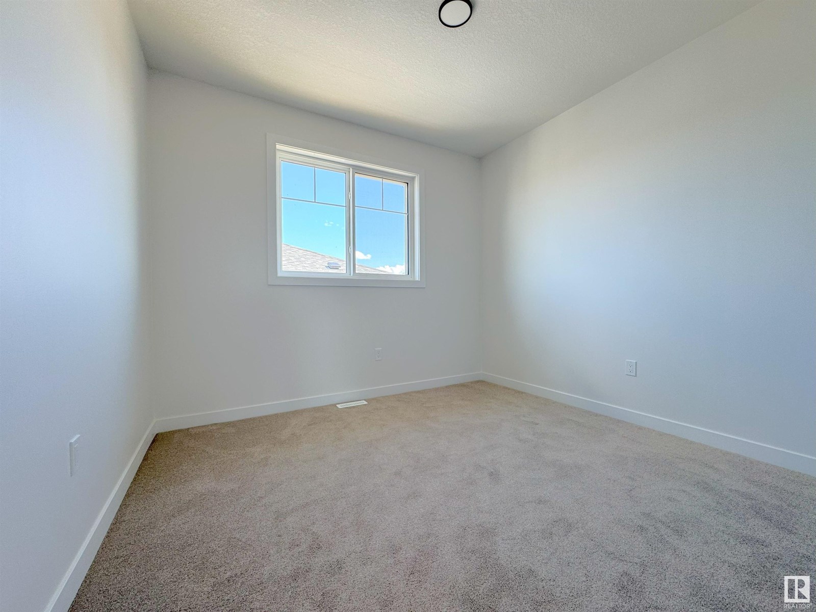 Photo 24 of 741 Mattson Dr Sw, Edmonton AB