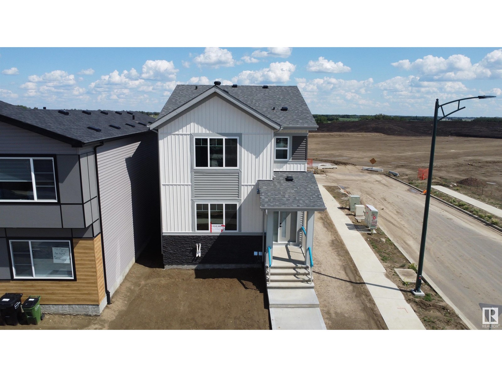Photo 39 of 741 Mattson Dr Sw, Edmonton AB