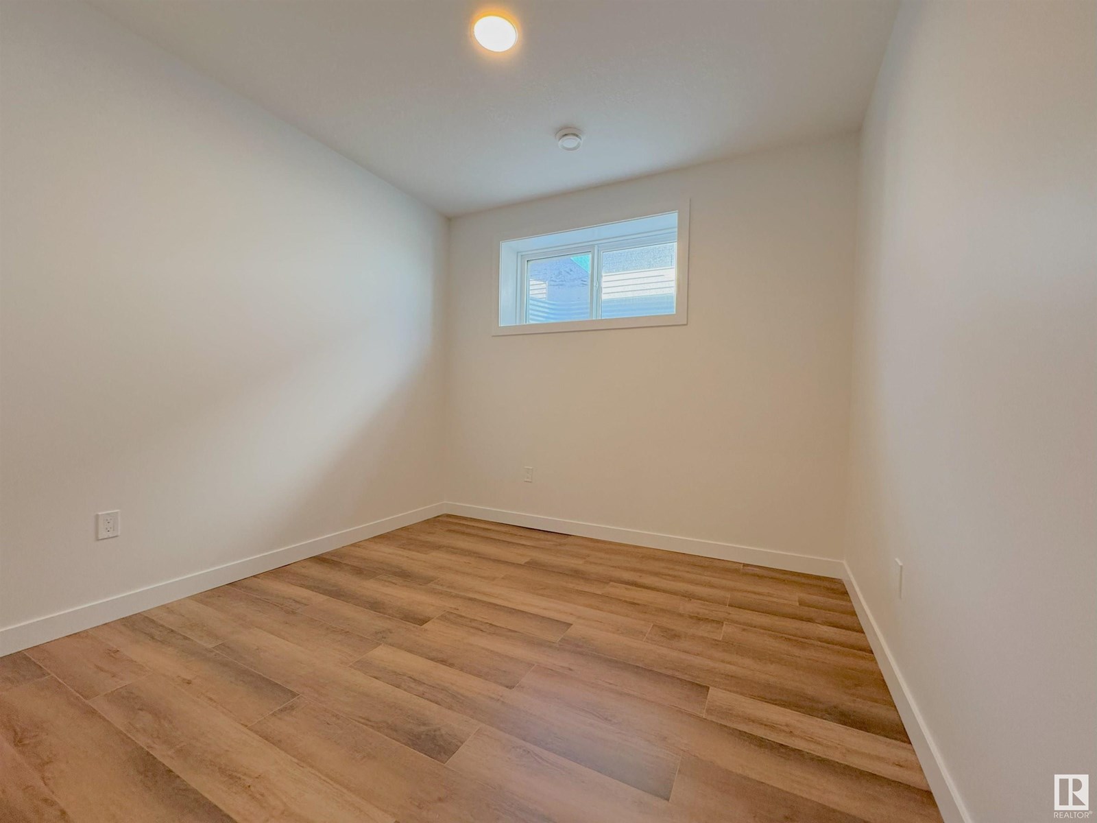 Photo 9 of 741 Mattson Dr Sw, Edmonton AB