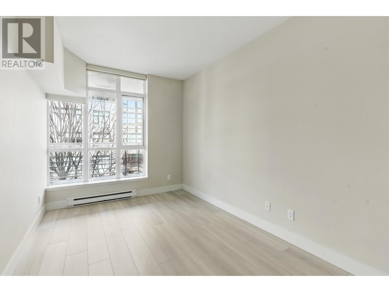 305 6080 IONA DRIVE, Vancouver real estate listing R2983232