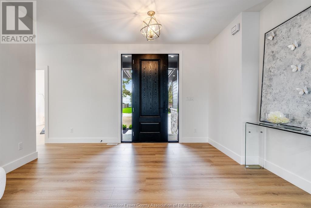 Photo 7 of 1499 Fuller Drive, Kingsville ON
