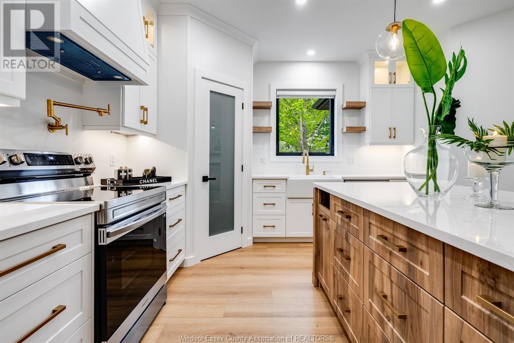 Photo 14 of 1499 Fuller Drive, Kingsville ON