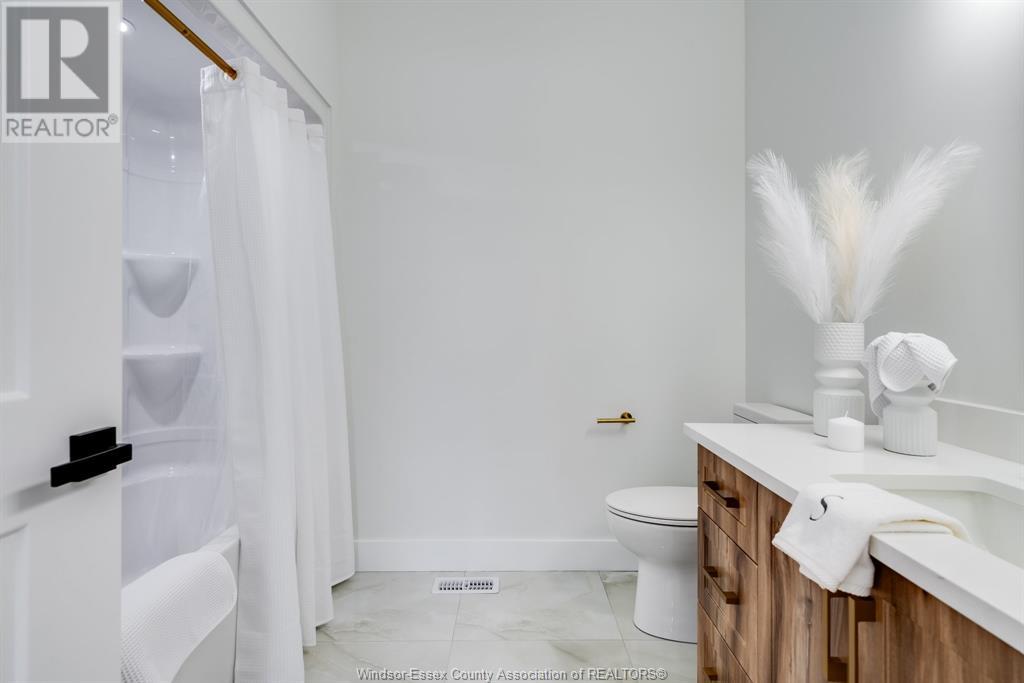 Photo 21 of 1499 Fuller Drive, Kingsville ON