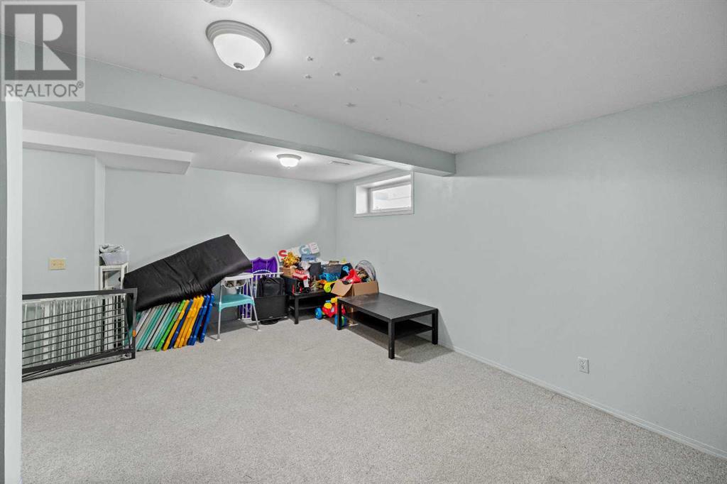 Single Family House for Sale in  Tarington Close NE Taradale Calgary 