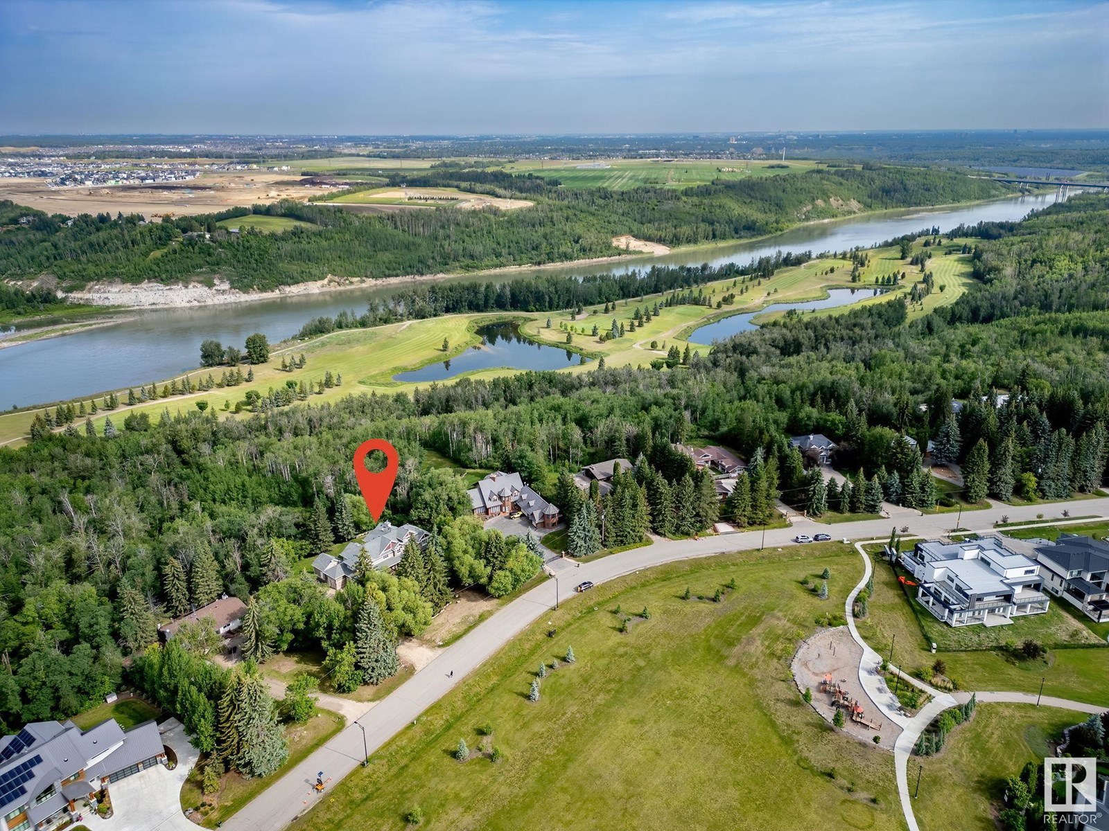 Photo 12 of 112 Windermere Dr Nw, Edmonton AB
