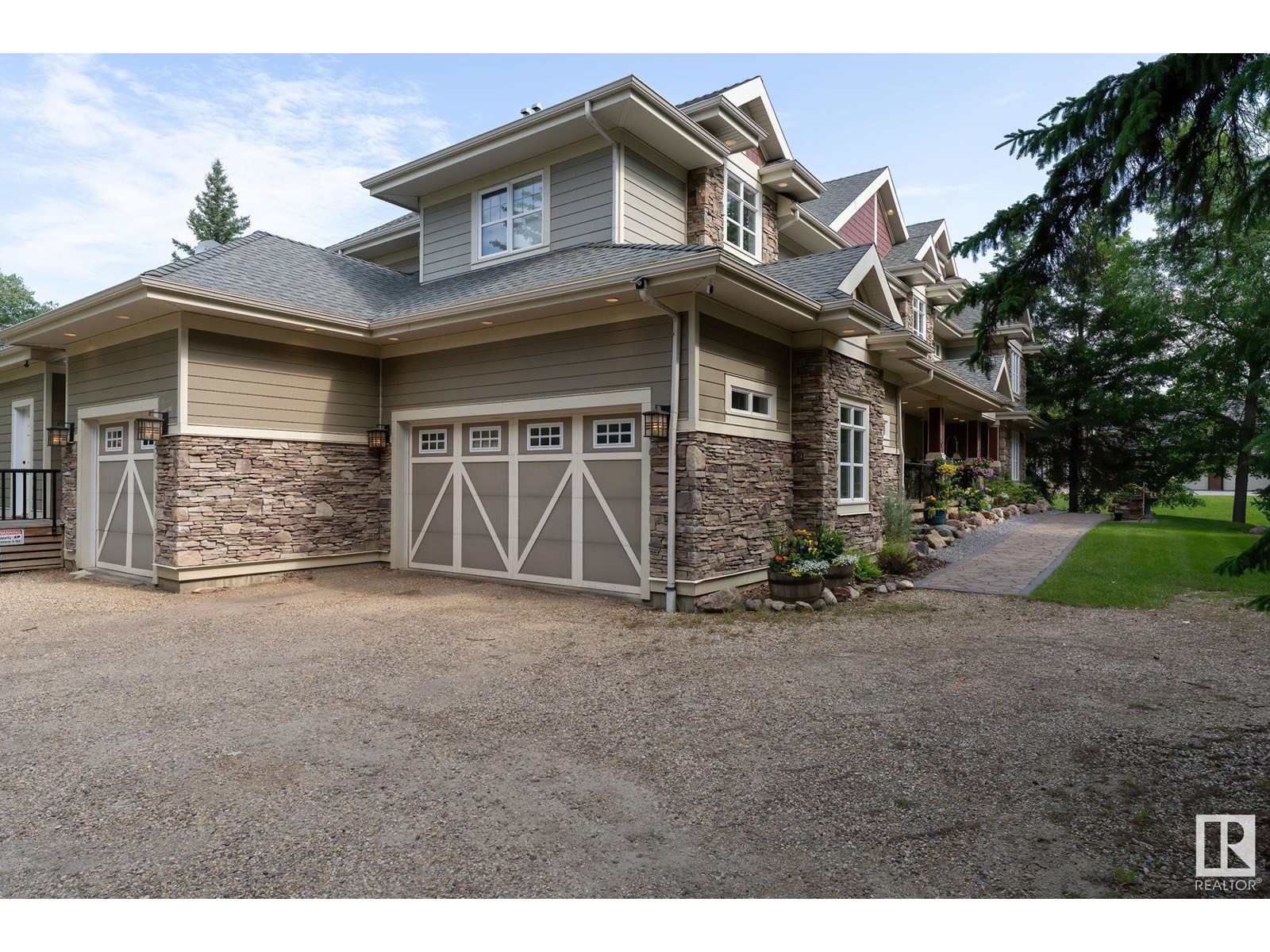 Photo 4 of 112 Windermere Dr Nw, Edmonton AB