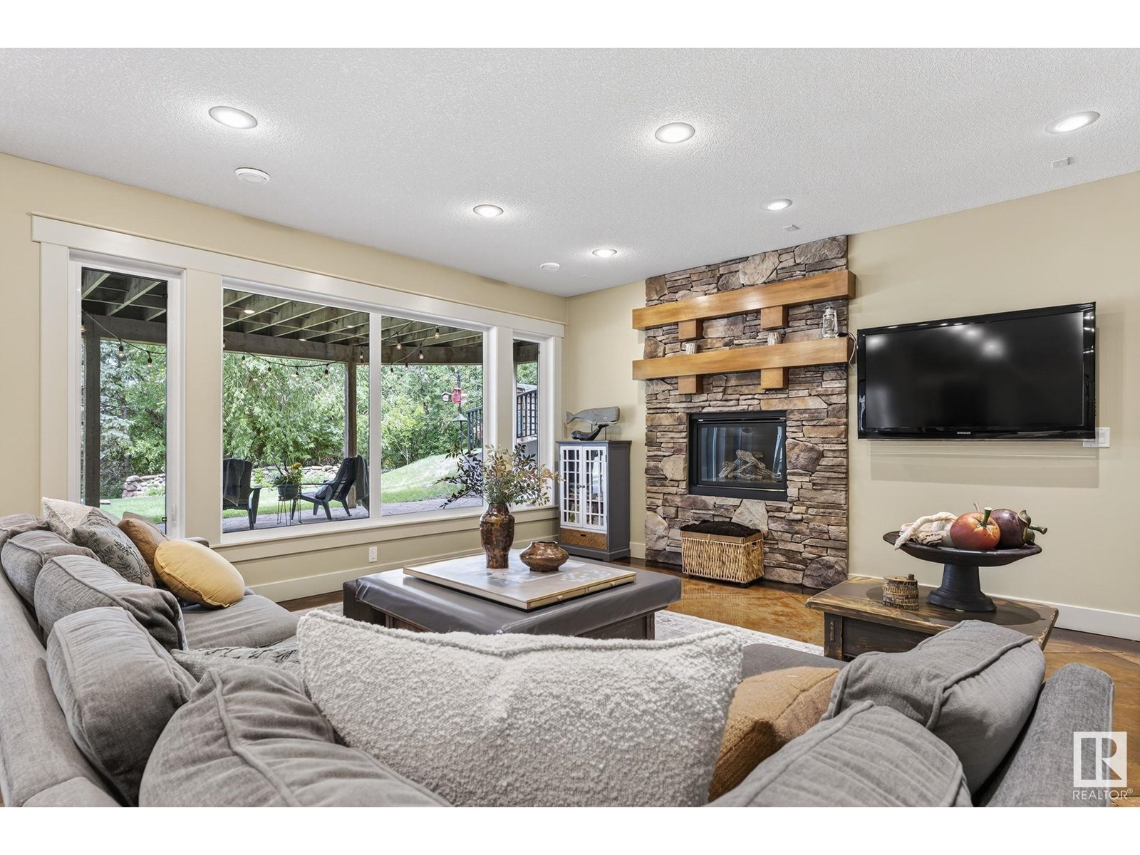 Photo 64 of 112 Windermere Dr Nw, Edmonton AB