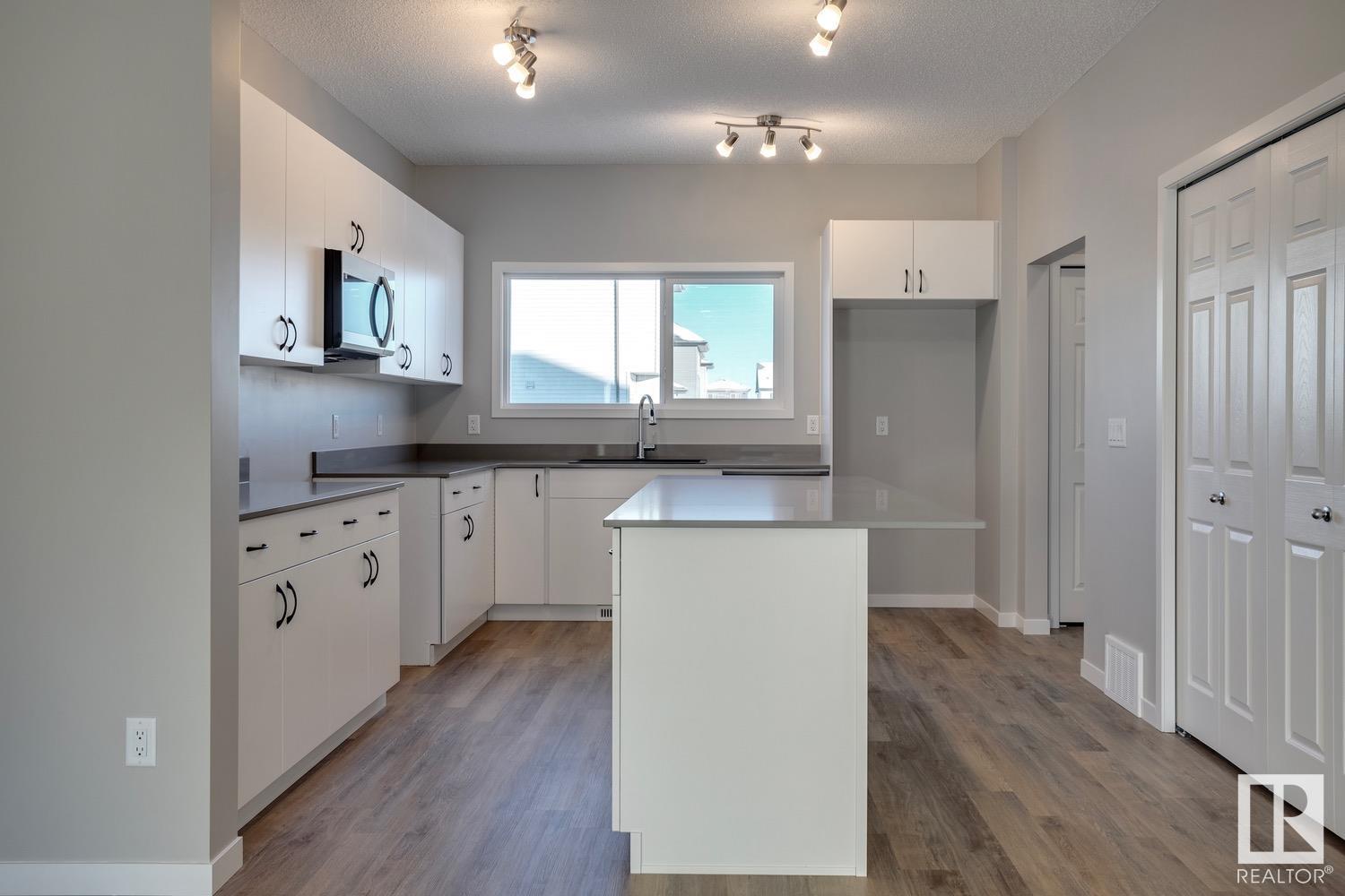 Photo 10 of 17310 6 A St Ne, Edmonton AB