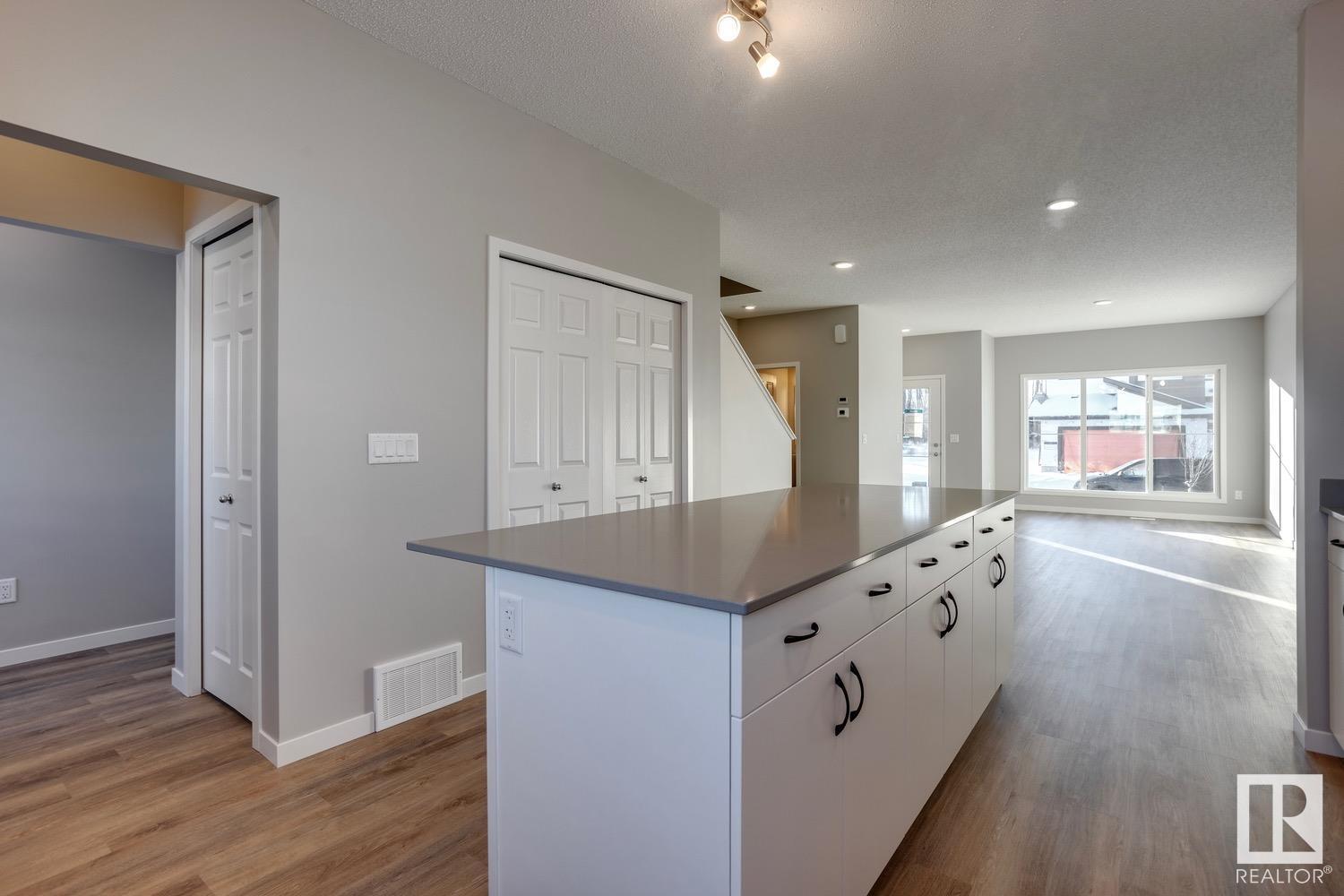 Photo 13 of 17310 6 A St Ne, Edmonton AB