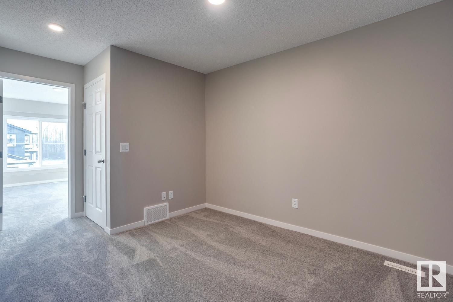 Photo 17 of 17310 6 A St Ne, Edmonton AB