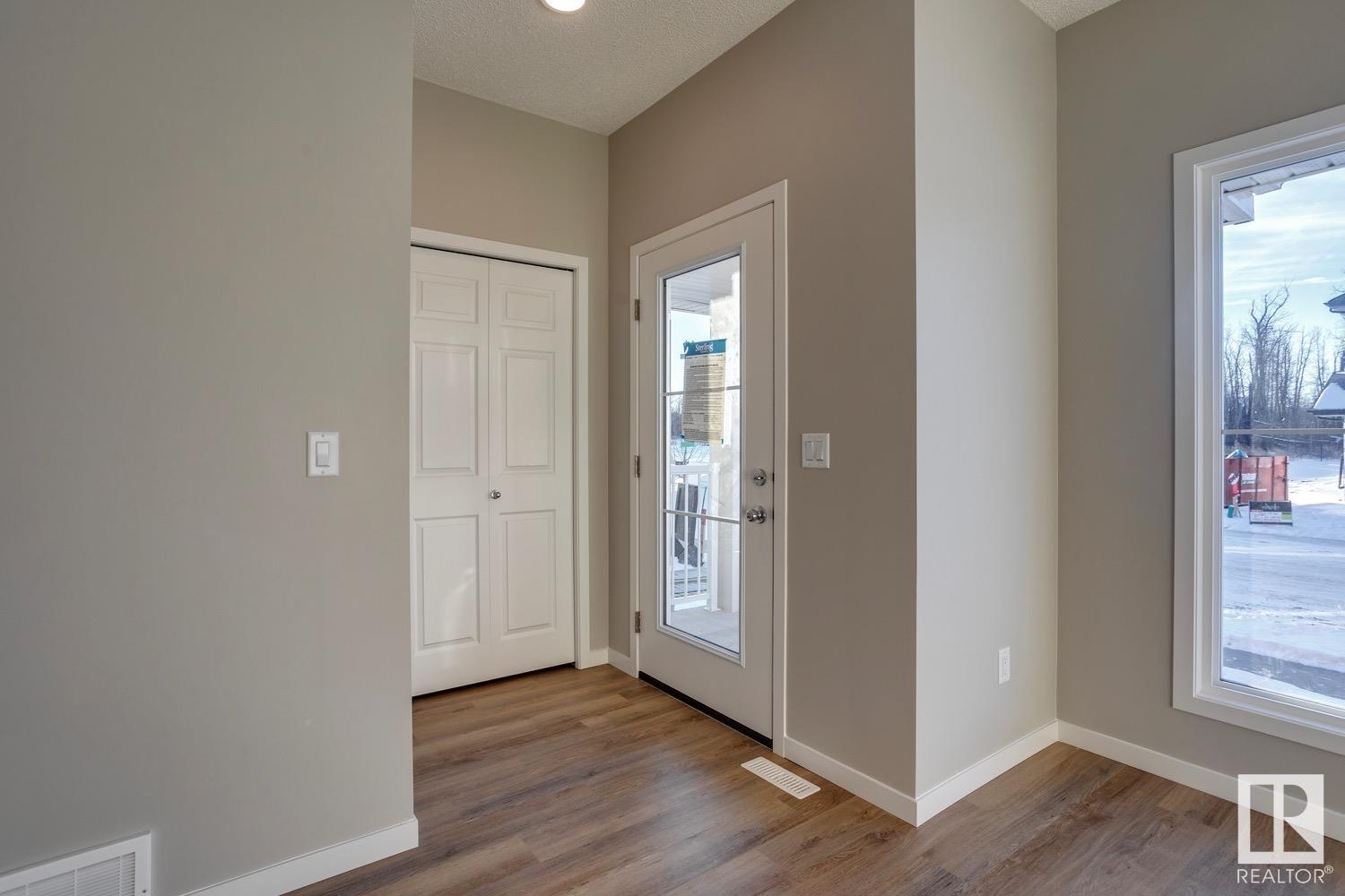 Photo 2 of 17310 6 A St Ne, Edmonton AB