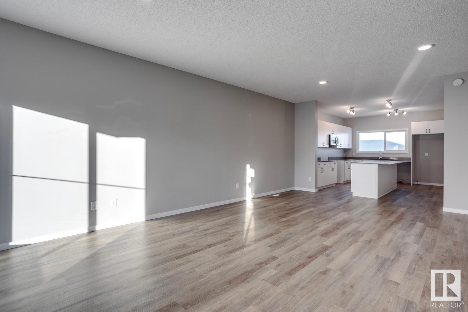 Photo 3 of 17310 6 A St Ne, Edmonton AB