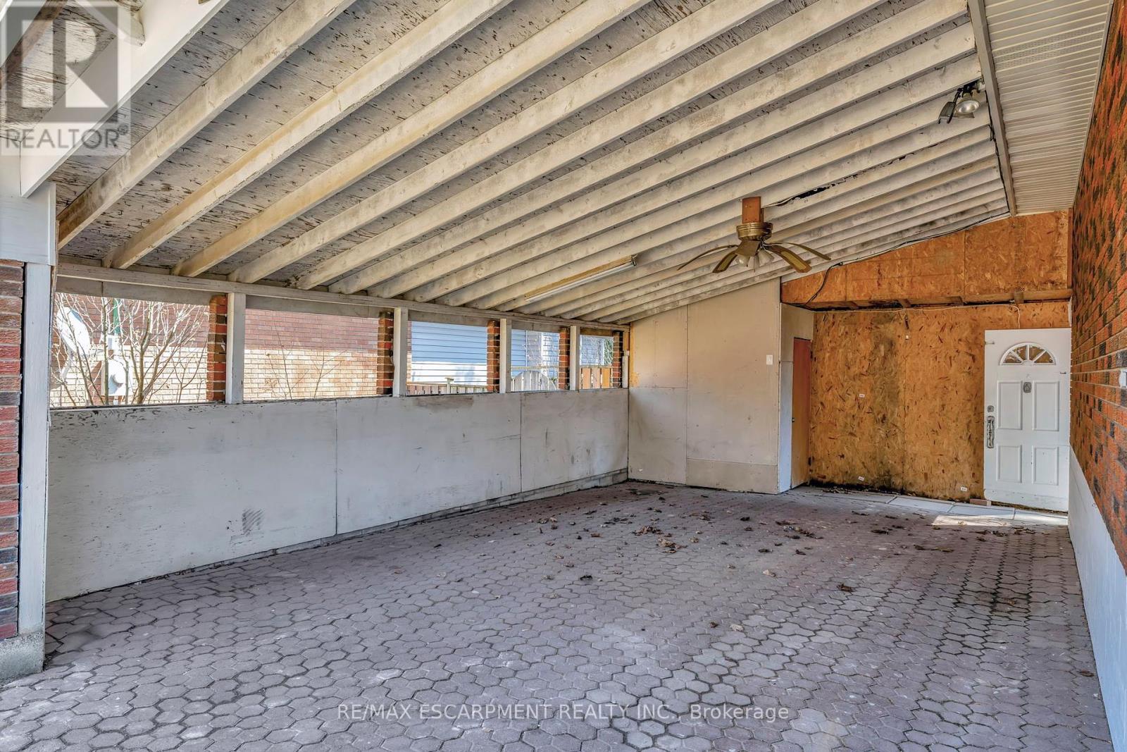 Photo 42 of 216 Sioux Road, Hamilton ON
