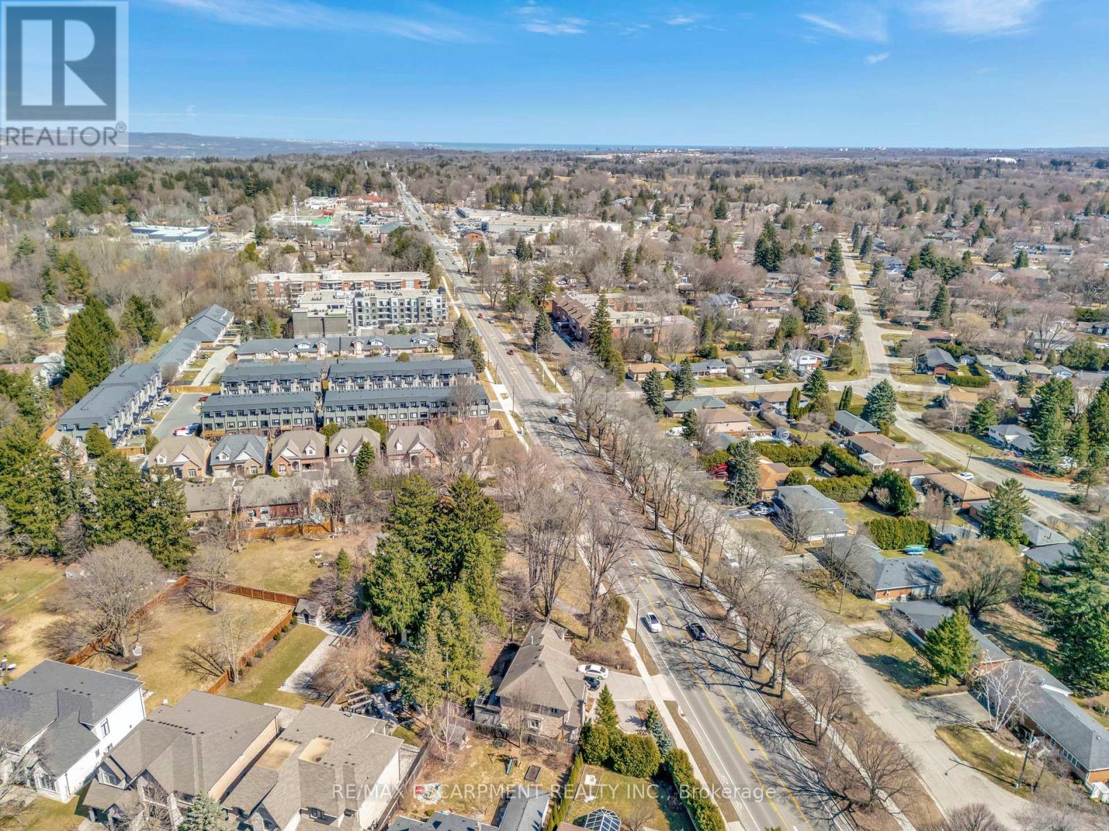 Photo 28 of 216 Sioux Road, Hamilton ON