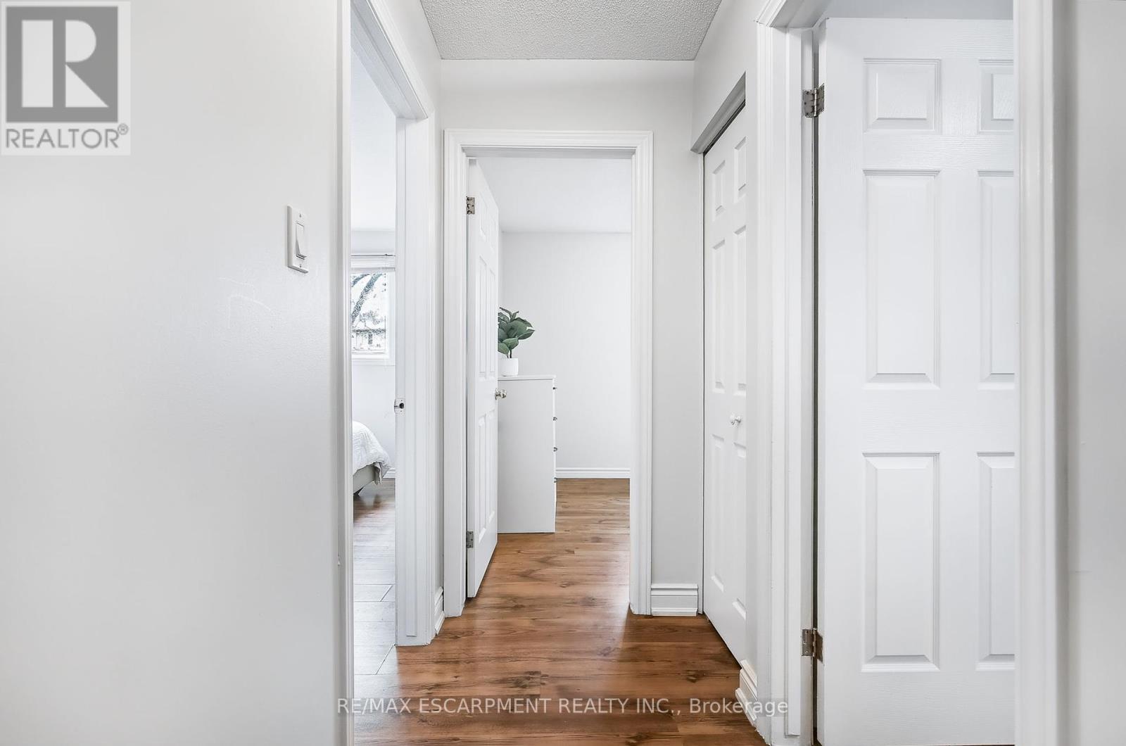 Photo 18 of 14 Ashridge Place, Hamilton ON