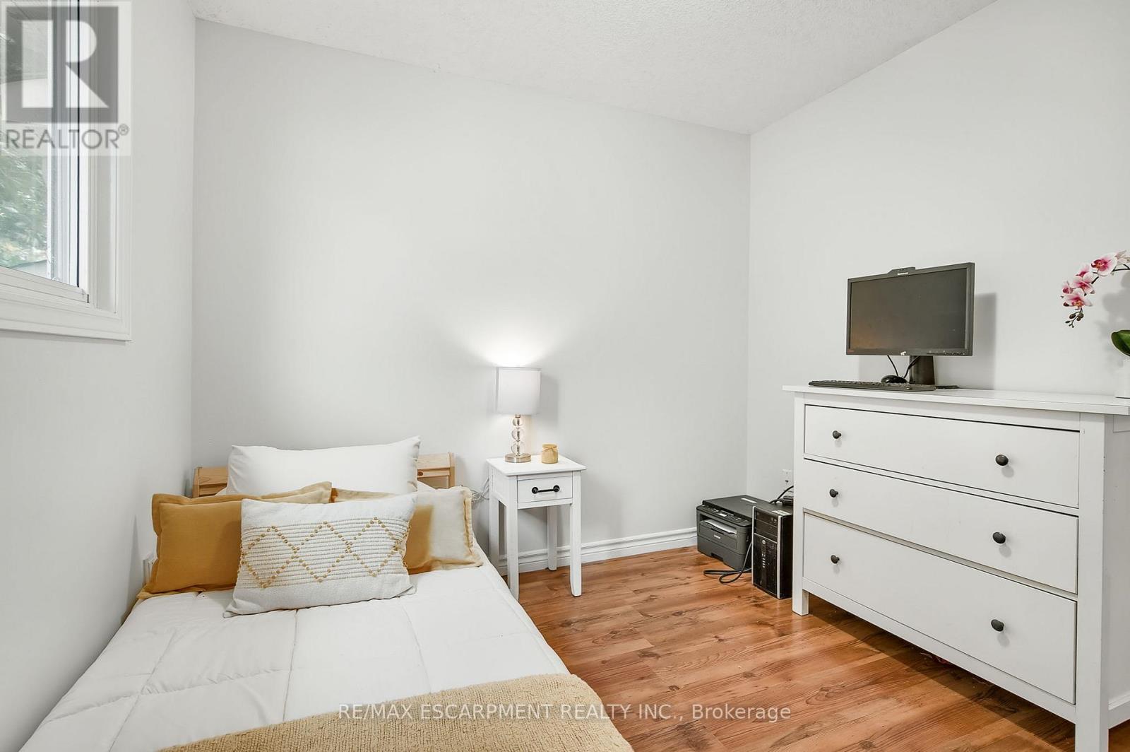 Photo 47 of 14 Ashridge Place, Hamilton ON