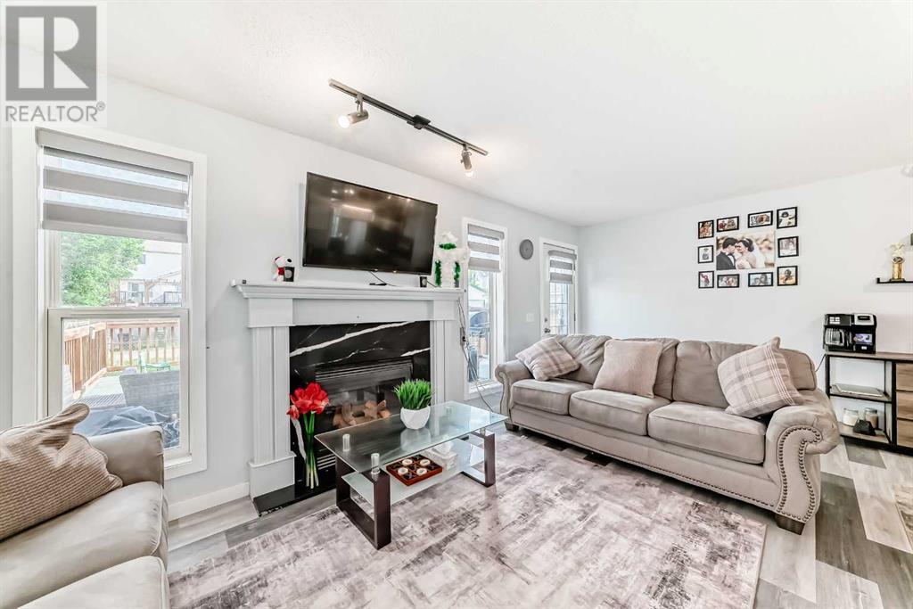 Single Family House for Sale in  Hidden Ranch Hill NW Hidden Valley Calgary 