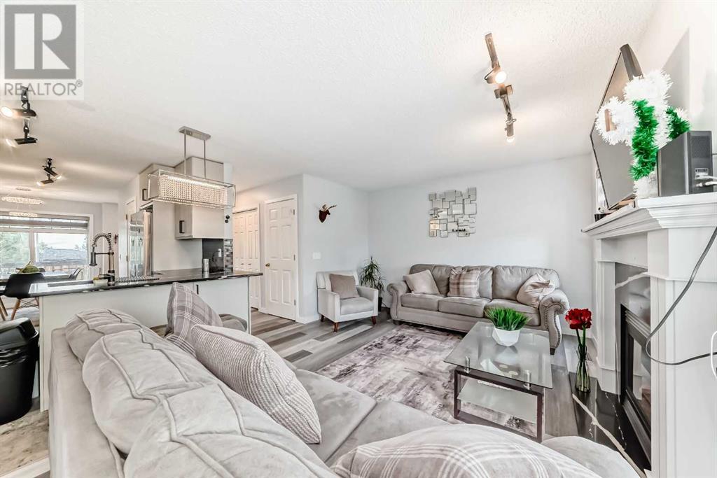 Single Family House for Sale in  Hidden Ranch Hill NW Hidden Valley Calgary 