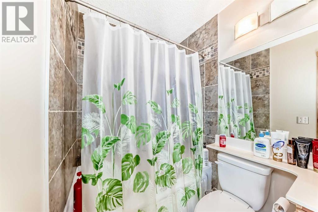 Single Family House for Sale in  Hidden Ranch Hill NW Hidden Valley Calgary 