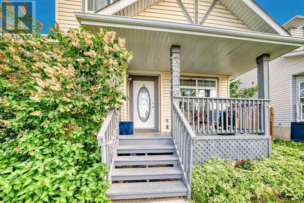 Single Family House for Sale in  Hidden Ranch Hill NW Hidden Valley Calgary 