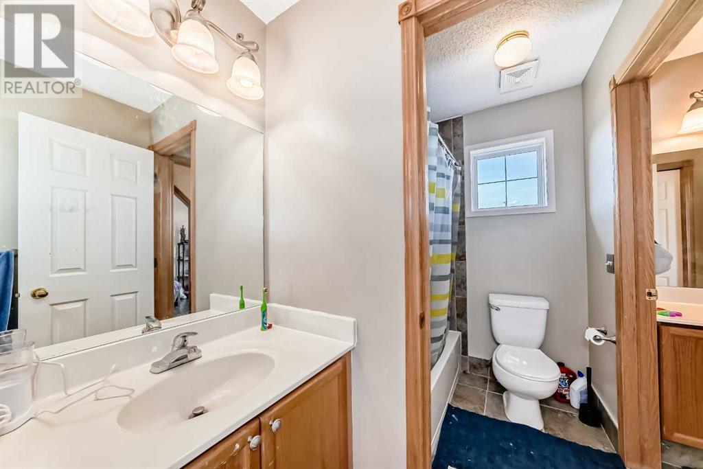 Single Family House for Sale in  Hidden Ranch Hill NW Hidden Valley Calgary 