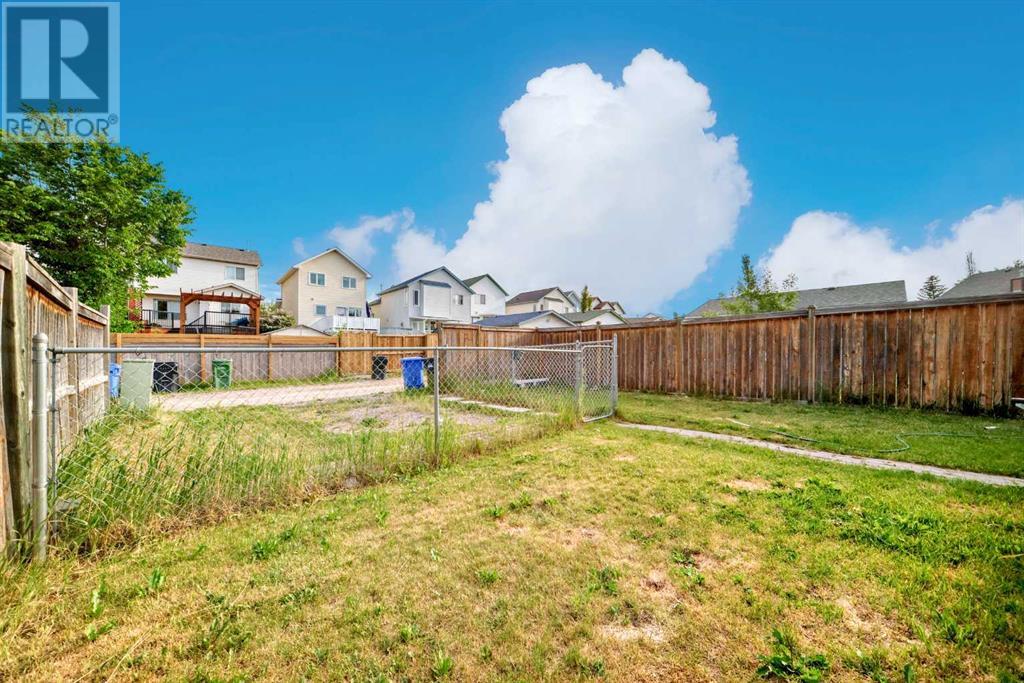 Single Family House for Sale in  Hidden Ranch Hill NW Hidden Valley Calgary 