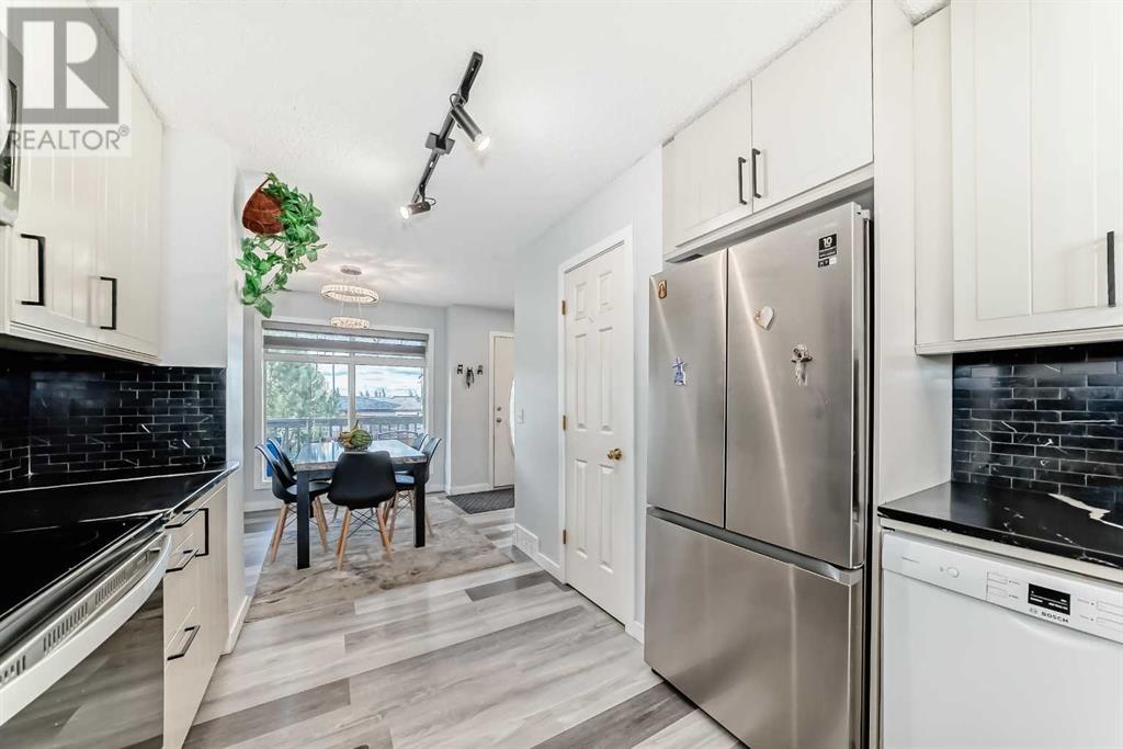Single Family House for Sale in  Hidden Ranch Hill NW Hidden Valley Calgary 
