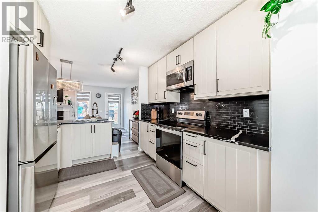 Single Family House for Sale in  Hidden Ranch Hill NW Hidden Valley Calgary 