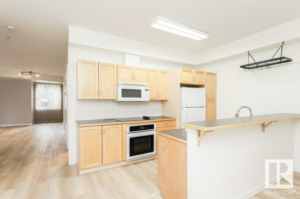 Photo 35 of 106 8619 111 St Nw, Edmonton AB