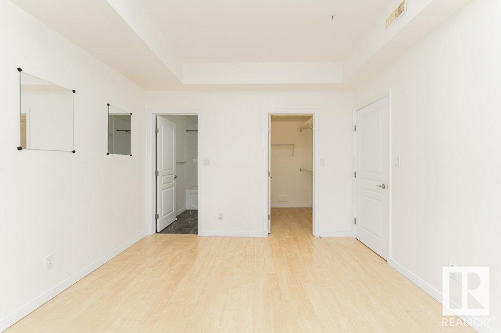 Photo 6 of 106 8619 111 St Nw, Edmonton AB