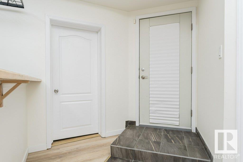 Photo 16 of 106 8619 111 St Nw, Edmonton AB