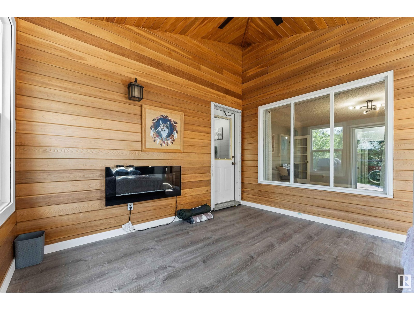 Photo 23 of 15616 80 St Nw, Edmonton AB