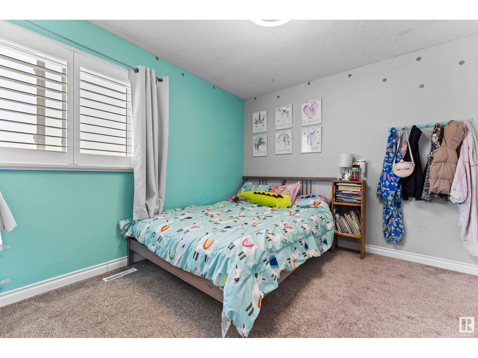 Photo 6 of 15616 80 St Nw, Edmonton AB
