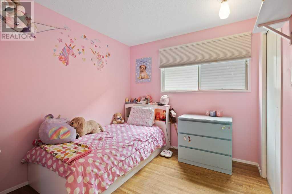 Single Family House Bungalow for Sale in  Bracewood Road SW Braeside Calgary 