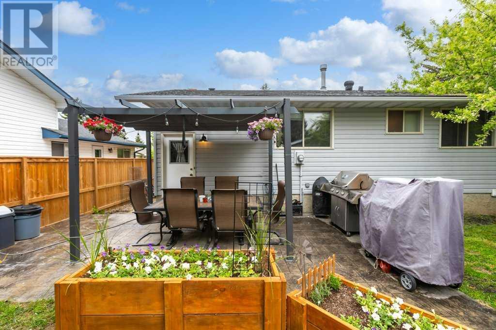 Single Family House Bungalow for Sale in  Bracewood Road SW Braeside Calgary 