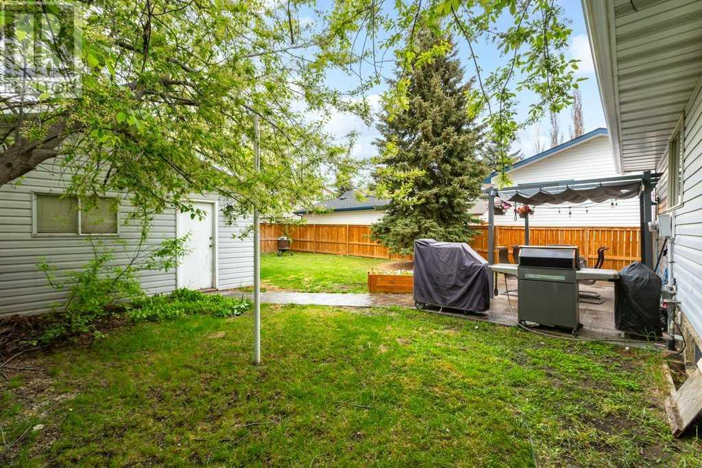 Single Family House Bungalow for Sale in  Bracewood Road SW Braeside Calgary 
