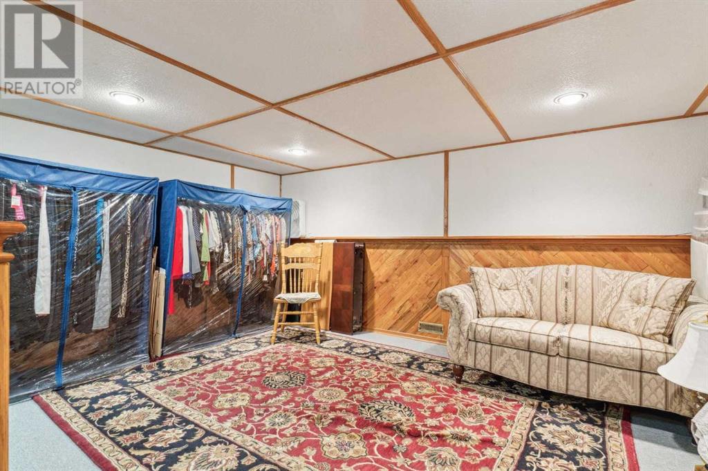 Single Family House Bungalow for Sale in  Bermuda Way NW Beddington Heights Calgary 