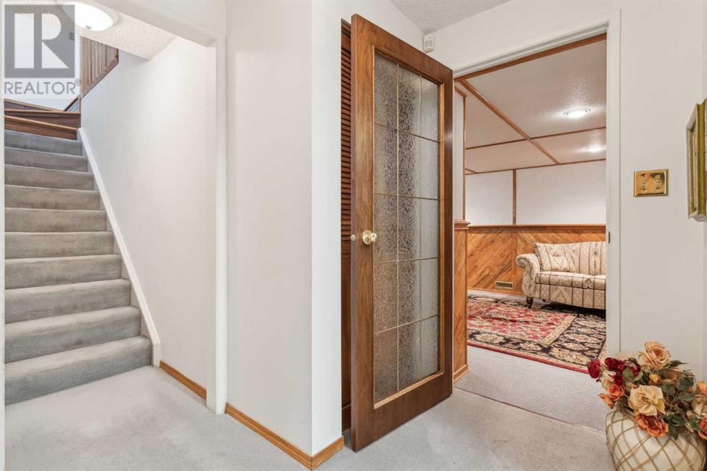 Single Family House Bungalow for Sale in  Bermuda Way NW Beddington Heights Calgary 