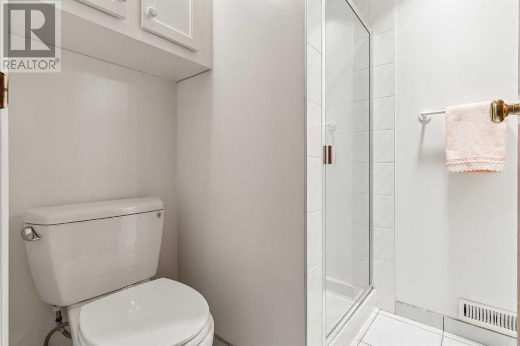Single Family House Bungalow for Sale in  Bermuda Way NW Beddington Heights Calgary 
