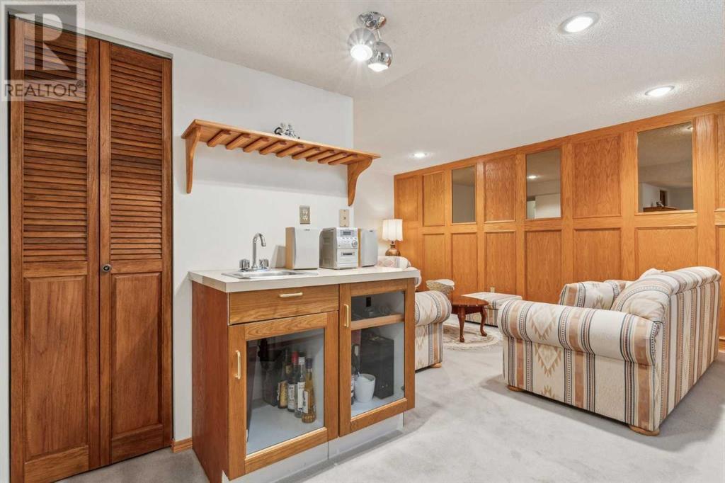 Single Family House Bungalow for Sale in  Bermuda Way NW Beddington Heights Calgary 