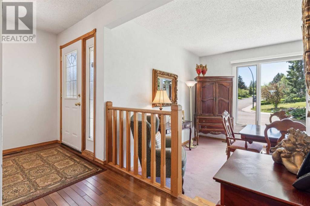 Single Family House Bungalow for Sale in  Bermuda Way NW Beddington Heights Calgary 