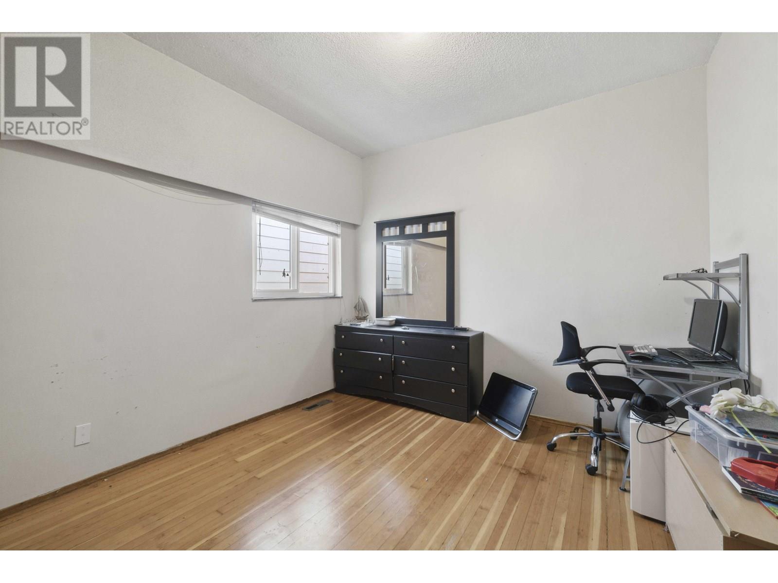 Photo 22 of 620 Slocan Street, Vancouver BC