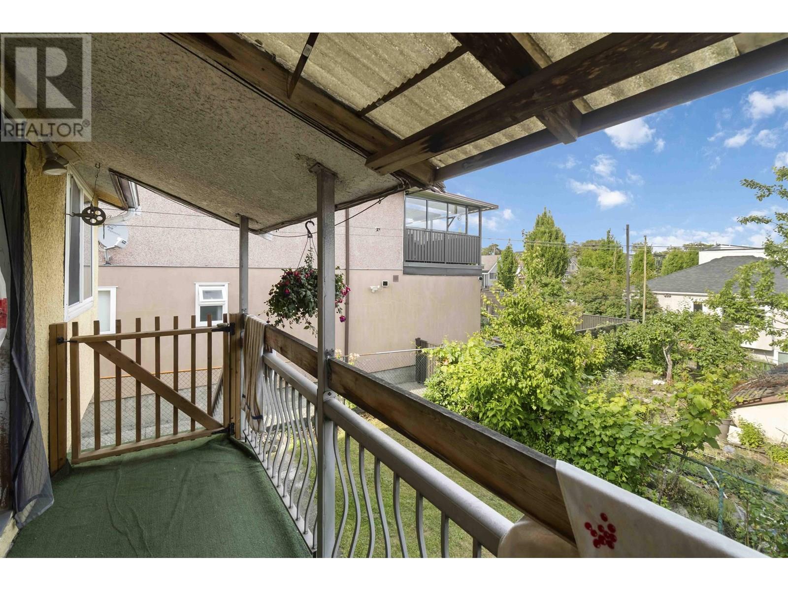 Photo 23 of 620 Slocan Street, Vancouver BC