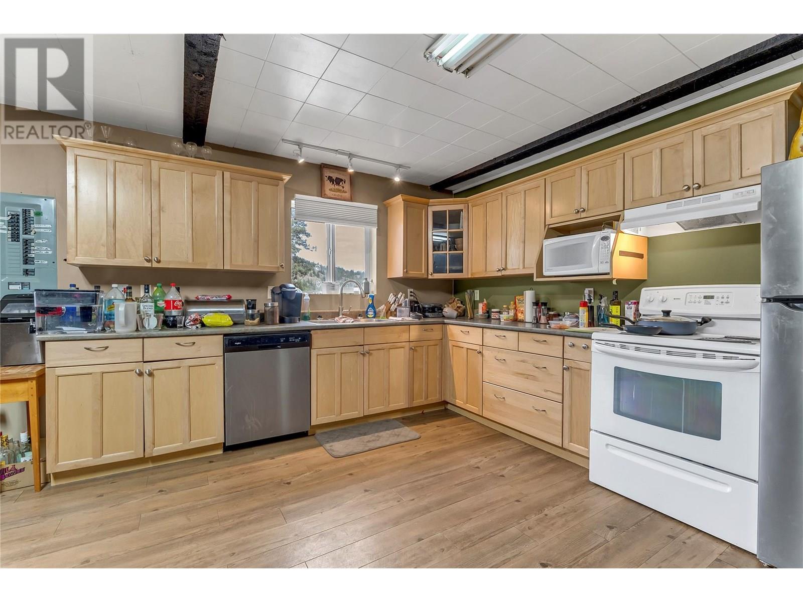 3803 MCLEAN CREEK Road, Okanagan Falls