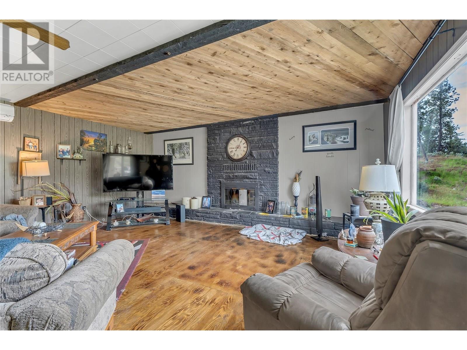 3803 MCLEAN CREEK Road, Okanagan Falls