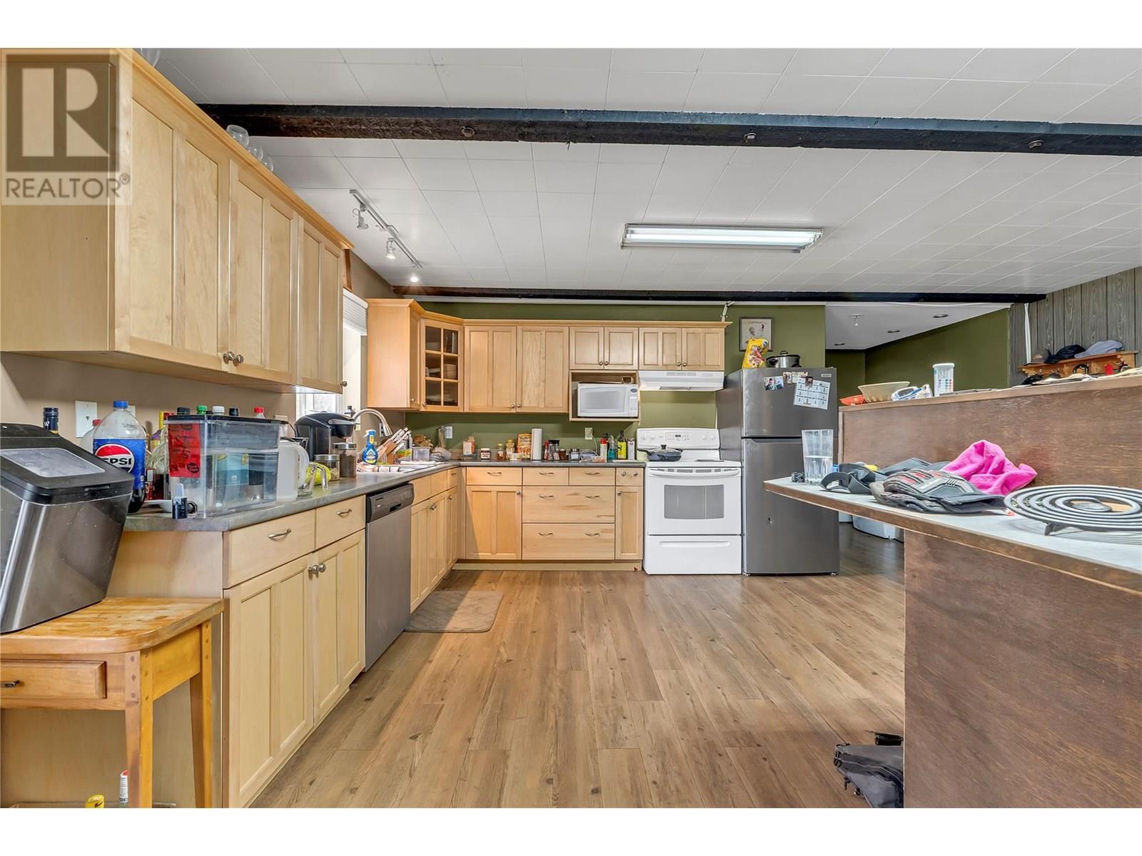 3803 MCLEAN CREEK Road, Okanagan Falls