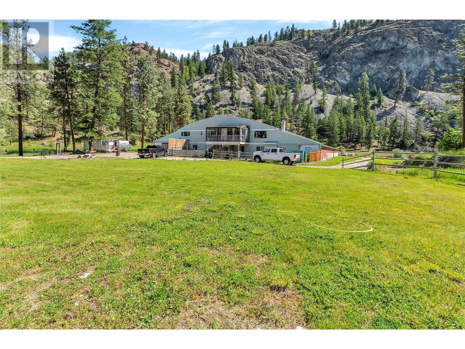 3803 MCLEAN CREEK Road, Okanagan Falls