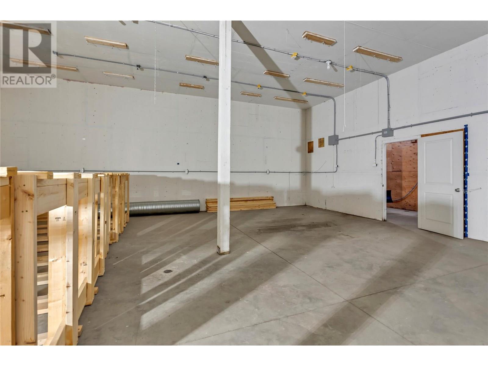 3803 MCLEAN CREEK Road - 28