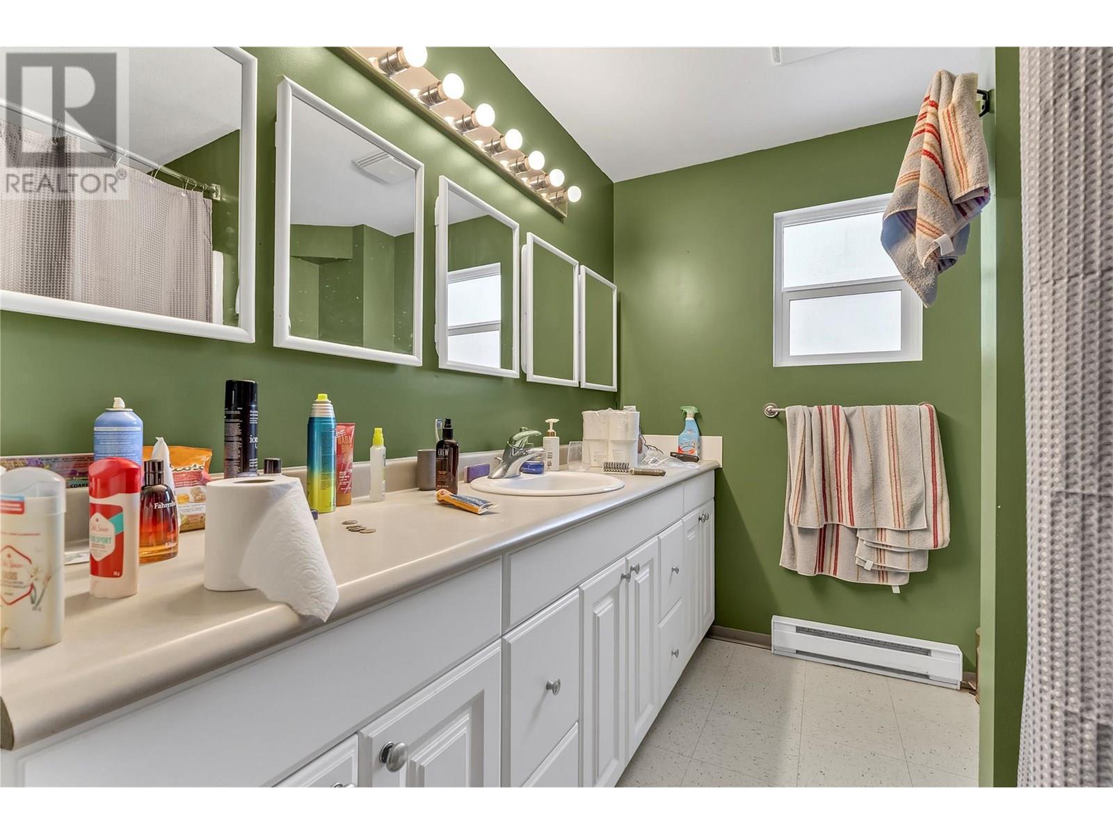 3803 MCLEAN CREEK Road, Okanagan Falls