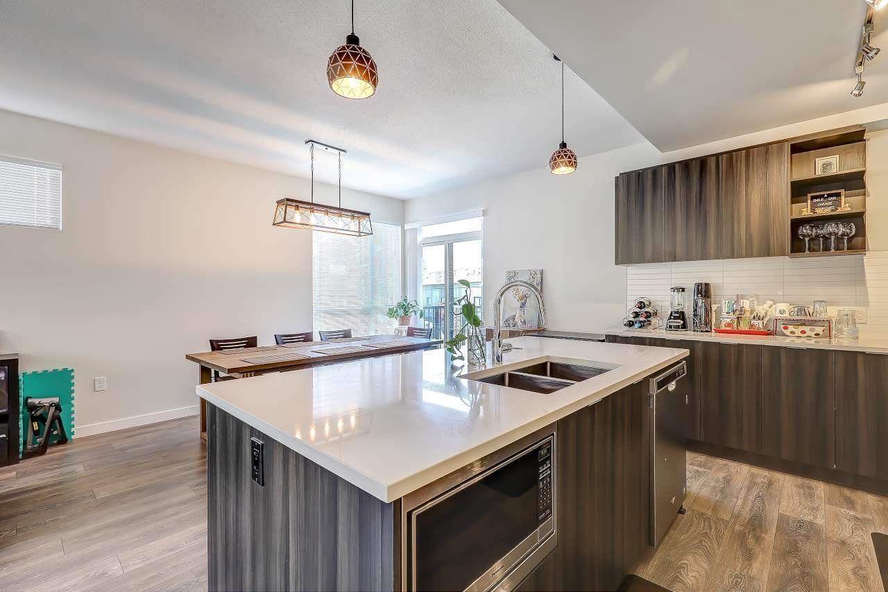 Photo 13 of 48 15151 Edmund Drive, Surrey BC